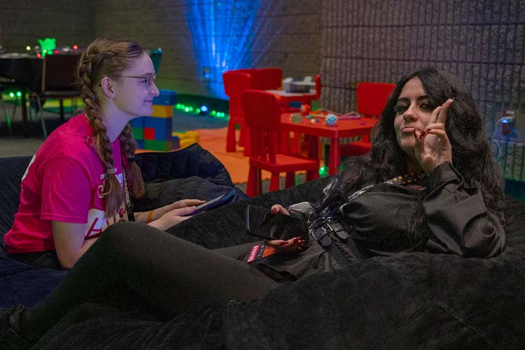 DreamHackBHM chillzone Slider4 rev2