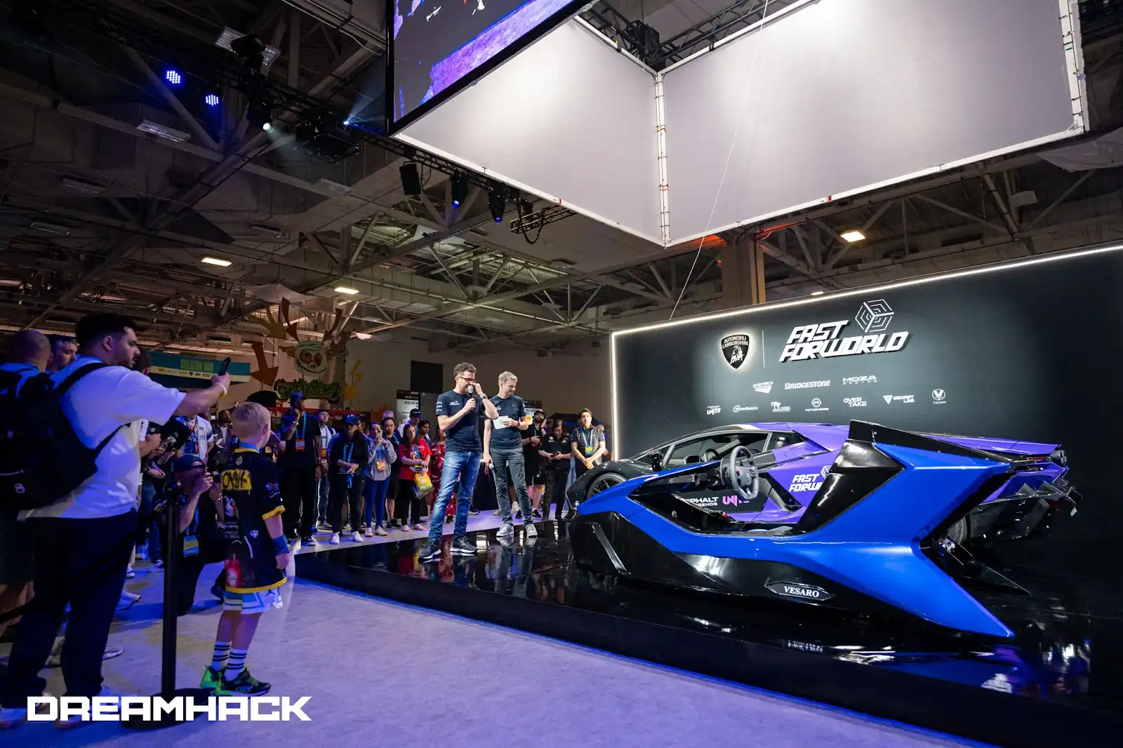 DreamHackDallas_ExpoHighlight.webp